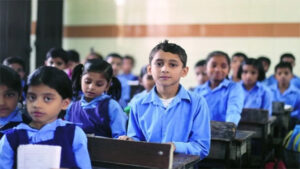 छत्तीसगढ़ में स्कूलों में ‘नो बैग डे’ लागू करने की मांग, छत्तीसगढ़ उर्दू अकादमी के अध्यक्ष ने सीएम साय को लिखा पत्र