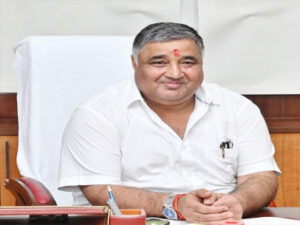 कॉमनवेल्थ गेम्स में रजत पदक जीतकर ज्ञानेश्वरी यादव ने बढ़ाया छत्तीसगढ़ का गौरव : मंत्री राजेश अग्रवाल
