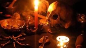 जादू-टोने के शक में 24 वर्षीय युवती की हत्या : रिश्तेदार पर आरोप,पुलिस जांच मे जुटी  
