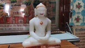गंगरेल बांध में मिली भगवान नेमीनाथ की 37 साल पुरानी मूर्ति, जैन समाज ने मूर्ति को रखा सुरक्षित