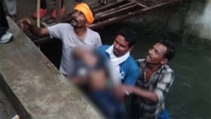 गली में भरे पानी में खेल रहा था मासूम, नाले में डूबने से 4 साल के काव्यांश की मौत