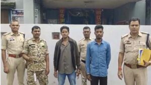 पुरानी रजिश पर जानलेवा हमला : डंडों से जमकर पीटा, युवक की हालत गंभीर, दो आरोपी गिरफ्तार