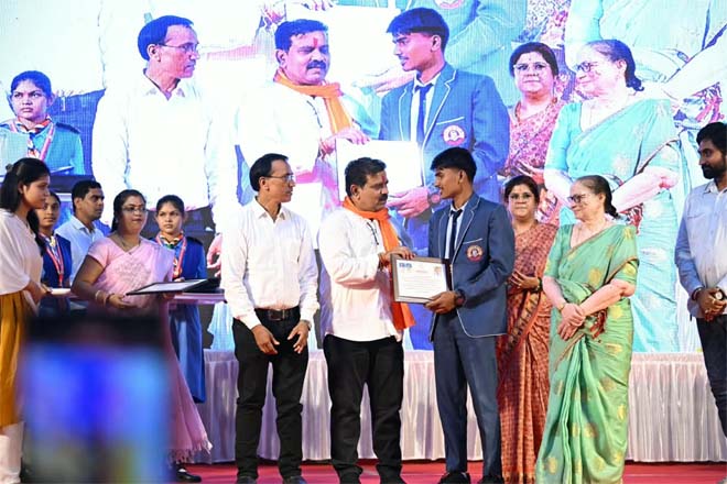 कवर्धा की प्रतिभा एक दिन बनेगी देश का गौरव : उपमुख्यमंत्री विजय शर्मा