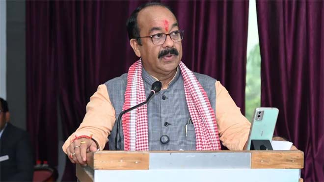 अलर्ट मोड में लोक निर्माण विभाग, क्षतिग्रस्त सड़कों को तत्काल सुधारने किया निर्देश
