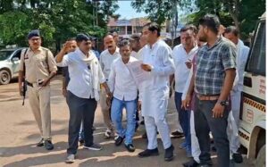 पूर्व सीएम भूपेश बघेल पर अश्लील पोस्ट! भाजयुमो उपाध्यक्ष के खिलाफ एफआईआर की मांग