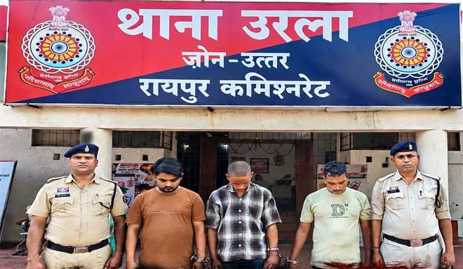 पठारीडीह हत्याकांड के तीन आरोपी गिरफ्तार, हत्या के मामले में फरार चल रहे थे तीनो आरोपी