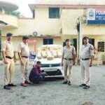 ओडिशा से दुर्ग जा रहा था गांजा, पुलिस को देख डिवाइडर से टकराई कार, 22 किलो गांजे के साथ आरोपी गिरफ्तार