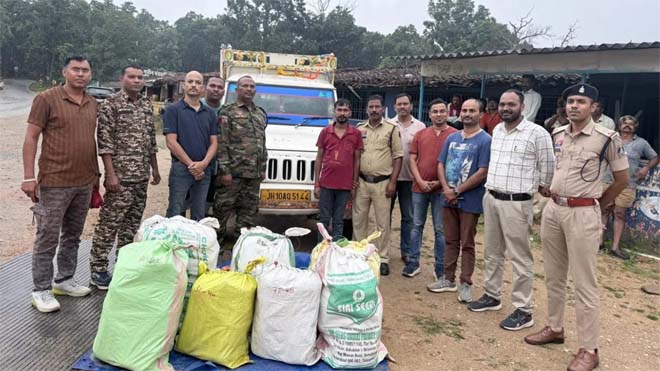 गांजा तस्‍करी का बड़ा खुलासा, पुलिस ने पिकअप वाहन से जब्त किया 50 लाख का गांजा