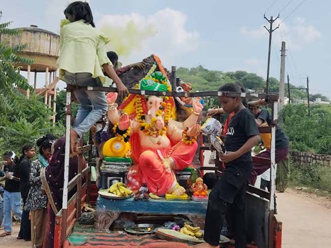 गणेश झांकी पर ट्रैफिक डायवर्ट, शारदा- जयस्तंभ सहित ये रूट प्रभावित, शाम 6 बजे से नो-एंट्री