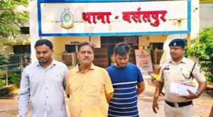 जैन समाज के प्रतिष्ठित पिता-पुत्र और एक आरोपी गिरफ्तार… उधारी रकम के लिए शटर बंद कर बैट से पीटा…