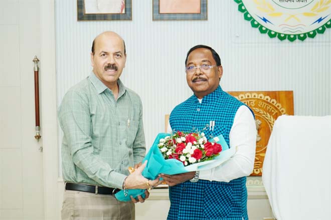 भारतीय कृषि अनुसंधान परिषद द्वारा इंदिरा गांधी कृषि विश्वविद्यालय को “ए ग्रेड” के साथ अधिमान्यता, कृषि मंत्री नेताम ने कुलपति को इस गौरवपूर्ण उपलब्धि के लिए दी बधाई