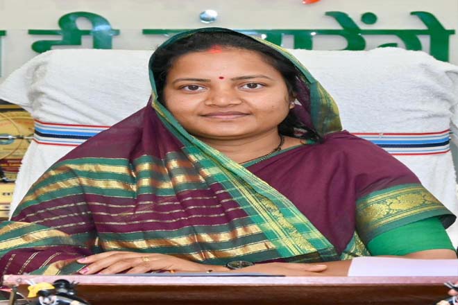 मंत्री श्रीमती लक्ष्मी राजवाड़े के प्रयासों से भटगांव विधानसभा में 2.84 करोड़ रूपये के सड़क निर्माण कार्य स्वीकृत