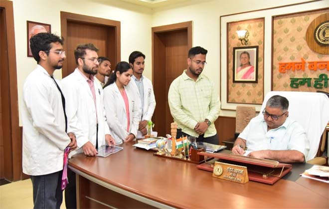 जनसेवा ही सुशासन सरकार की सर्वाेच्च प्राथमिकता : मंत्री राजेश अग्रवाल