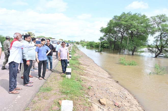स्कूल शिक्षा मंत्री गजेंद्र यादव की पहल पर भरदा में जलभराव की समस्या का त्वरित समाधान, 12.87 लाख रूपए की लागत से बनेगी पक्की नाली