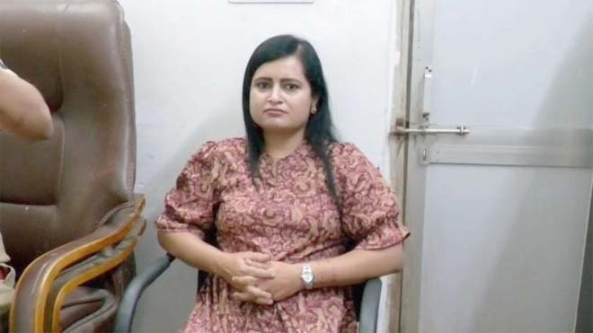 सोशल मीडिया इंफ्लूएंसर सोमा देवांगन गिरफ्तार : महापौर को लेकर आपत्तिजनक और अभद्र भाषा का विडियो किया था प्रसारित