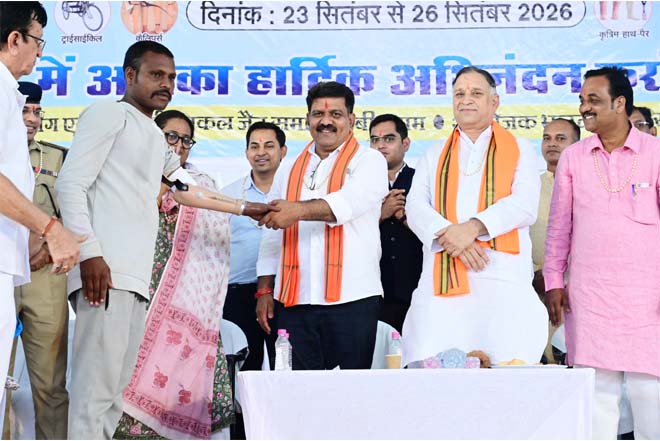 दिव्यांगजनों को आत्मनिर्भर बनाना ही इस सेवा का उद्देश्य है : उप मुख्यमंत्री विजय शर्मा