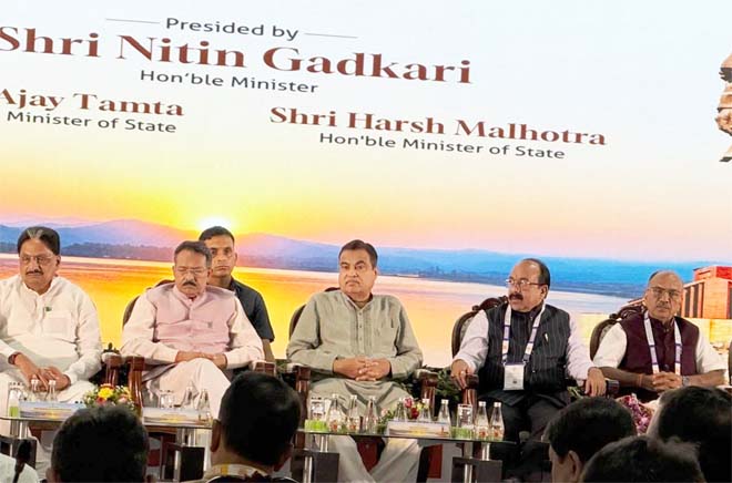 उप मुख्यमंत्री अरुण साव सड़क एवं राष्ट्रीय राजमार्ग पर राष्ट्रीय चिंतन शिविर में हुए शामिल