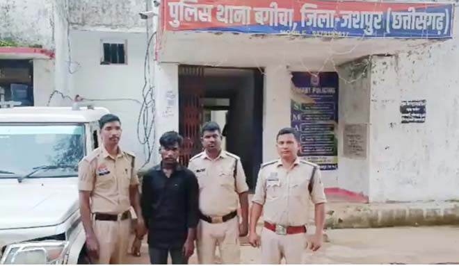 जादू-टोने के शक में बुजुर्ग की हत्या : बोलेरो से कुचलकर हादसा दिखाने की साजिश, मुख्य आरोपी गिरफ्तार
