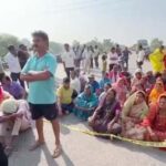 कांकेर बाईपास पर हादसा : कार की टक्कर से दो युवकों की मौत, गुस्साए ग्रामीणों ने NH-30 पर किया चक्काजाम