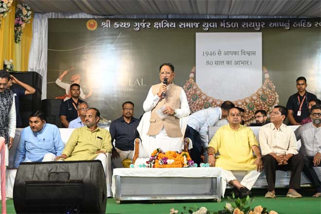 नारी शक्ति के सम्मान, सुरक्षा और आर्थिक सशक्तिकरण के लिए प्रतिबद्ध है हमारी सरकार : मुख्यमंत्री विष्णु देव साय