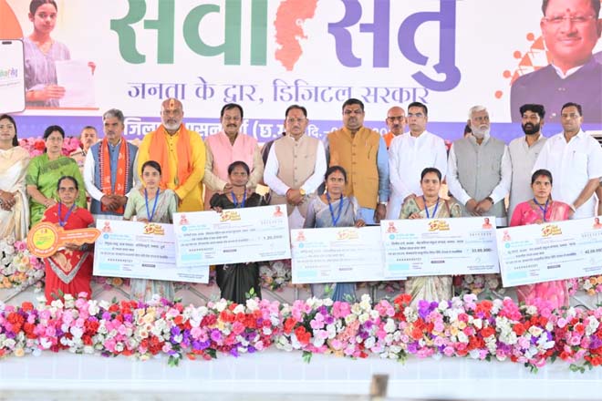 मातृशक्ति के सम्मान और स्वावलंबन का मजबूत आधार बनी महतारी वंदन योजना : मुख्यमंत्री विष्णु देव साय