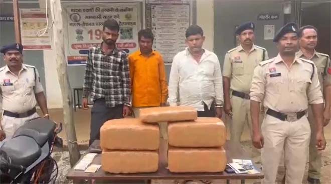गांजा तस्करी पर पुलिस का शिकंजा, 14 लाख के मादक पदार्थ के साथ 4 आरोपी गिरफ्तार