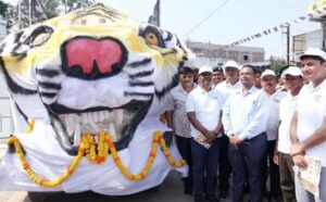 वन्यजीव संरक्षण का संदेश लेकर गांव-गांव पहुंचेगा ‘बाघ रथ’, वन मंत्री केदार कश्यप ने दिखाई हरी झंडी