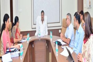 ’किसानों की सुविधा सर्वाेपरि, आगामी धान खरीदी के लिए समय रहते पूरी करें सभी तैयारियां : खाद्य मंत्री दयाल दास बघेल’