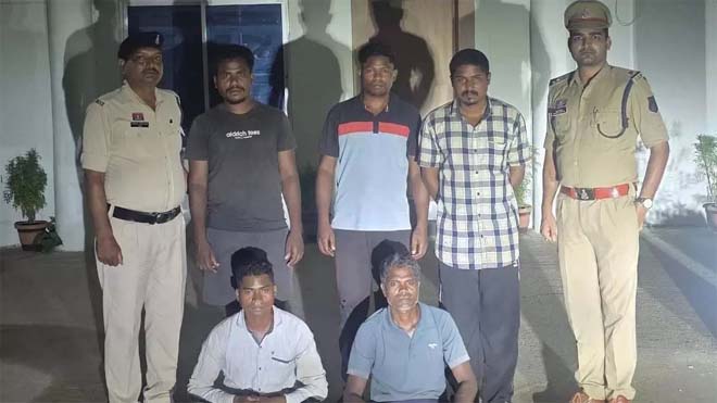 लौह खदान में लाल सलाम पर्चे का बड़ा खुलासा, 5 आरोपी गिरफ्तार, तीन गाड़ियों में लगाई थी आग