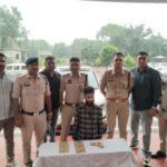 कार से हेरोइन और अवैध असलहा बरामद, 11.83 लाख रुपये की सामग्री जब्त,आरोपी गिरफ्तार