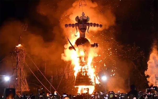 छत्तीसगढ़ के इन इलाकों में दशहरे पर नहीं जलता रावण, इस जगह निकाली जाती है राजा की सवारी