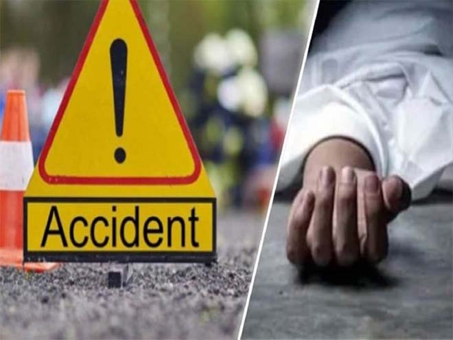 भीषण सड़क हादसा : तेज रफ्तार वाहन ने बाइक को मारी जोरदार टक्कर, एक ही परिवार के तीन लोगों की मौत