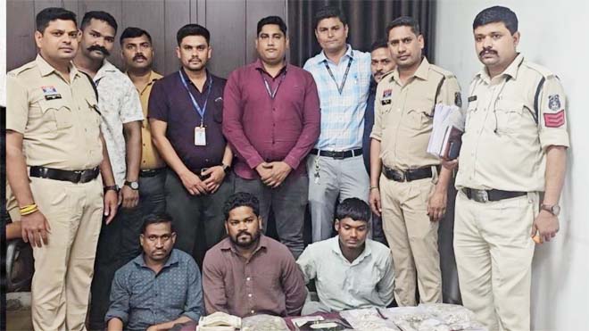 शातिर चोरों का कारनामा : खेती-किसानी के वक्त सूने घरों को बनाते थे निशाना, क्रेटा कार ‘बुलेट सहित जेवरात –नकदी बरामद