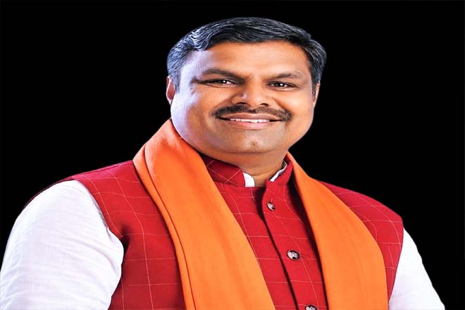 शिक्षा मंत्री के निर्देश पर विद्यार्थियों को बड़ी राहत, अब जरूरी दस्तावेजों के लिए नहीं लगाने पड़ेंगे चक्कर