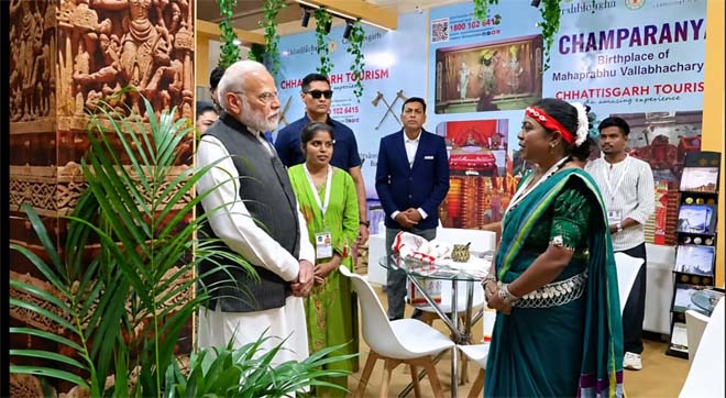 प्रधानमंत्री नरेंद्र मोदी से रूबरू हुईं छत्तीसगढ़ की महिला उद्यमी हीना, कोरिया मिलेट्स कैफे से 37 महिलाओं को मिला रोजगार